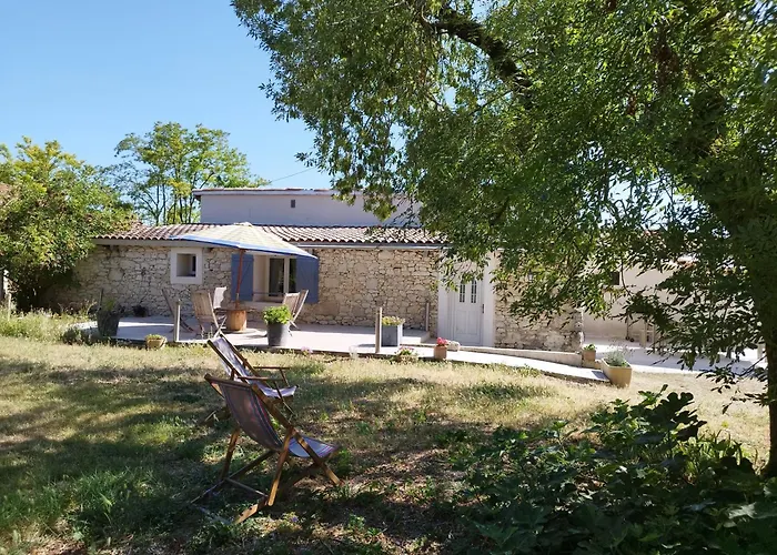 Maison De Vacances Pour 6 Personnes Au Coeur Du Gers